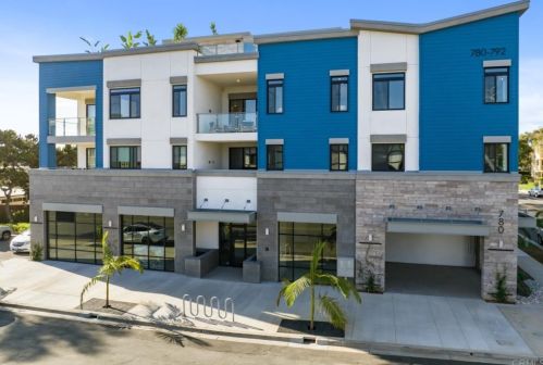 790 Grand Ave, Carlsbad, CA 92008-2330