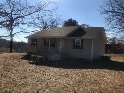 120 Coles Chapel Rd, Ravenscroft, TN 38583-6533