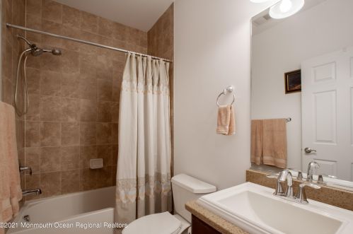 301 April Way, Middletown NJ  07748-6509 exterior