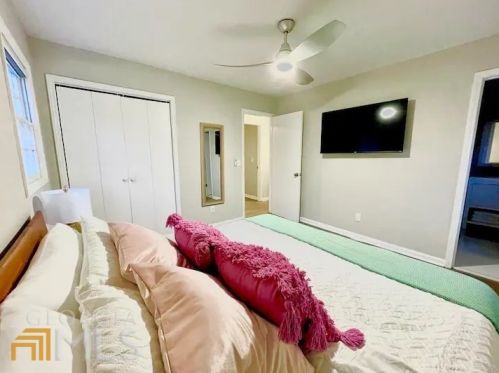 5332 Denny Dr, Atlanta GA  30349-5206 exterior