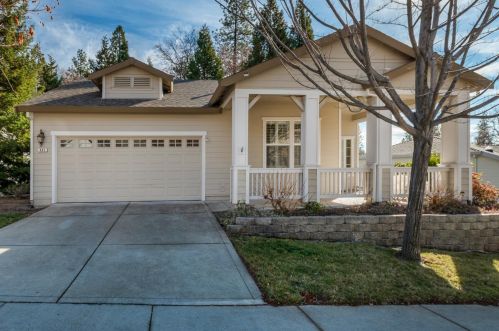 401 Eskaton Cir, Grass Valley, CA 95945-5744