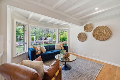 911 Echo Dr, Los Altos CA  94024-4874 exterior