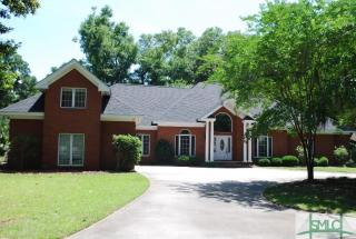 7 Tamarind Ln, Savannah, GA 31411-2840