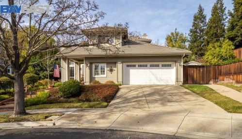 623 Laurelwood Ct, Livermore, CA 94551-4803