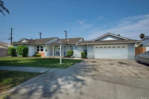 2137 Maxzim Ave, Fullerton, CA 92833-4430