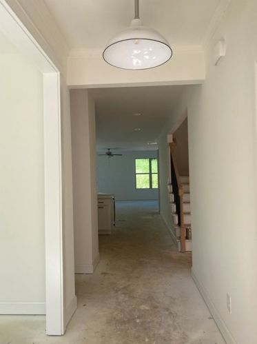91 Harris St, Buford, GA 30518-2443