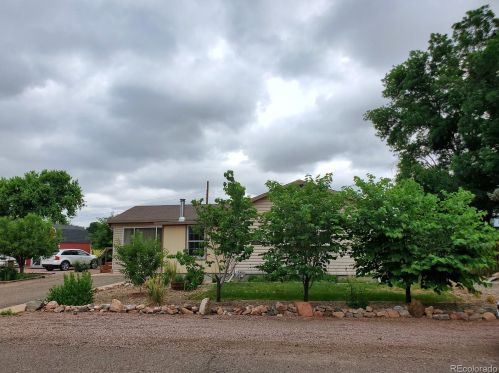 3281 Crawford Dr, Canon City CO  81212-9372 exterior