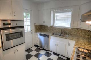 4002 Alabama St, Houston TX  77027-5104 exterior