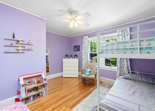 1076 Charles Ave, Saint Paul MN  55104-2617 exterior