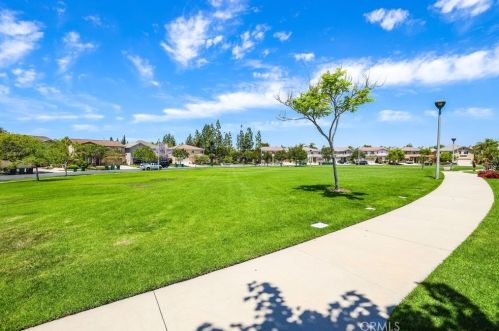 7 Rhode Is, Irvine CA  92606-1755 exterior