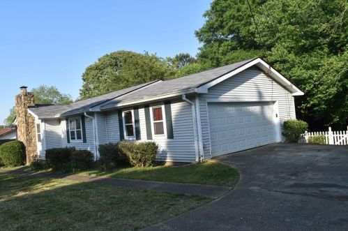 2044 Merle Dr, Conyers GA  30013-1830 exterior