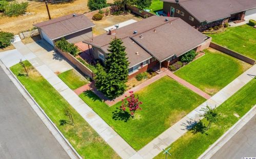 8224 Brunswick Ave, Riverside, CA 92504-2408
