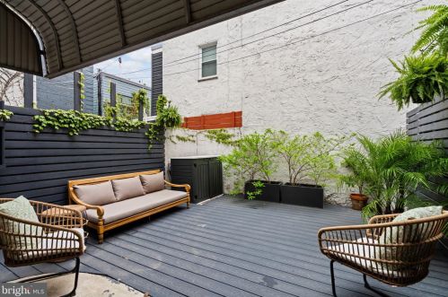 771 12 St, Philadelphia PA 19123-1960 exterior