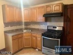 806 Lyons Ave, Irvington NJ  07111-2310 exterior
