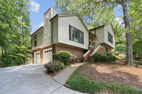 2805 Sudbury Ct, Marietta, GA 30062-4357