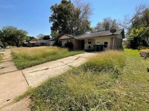 1430 Greencove Dr, Garland TX 75040-5938 exterior