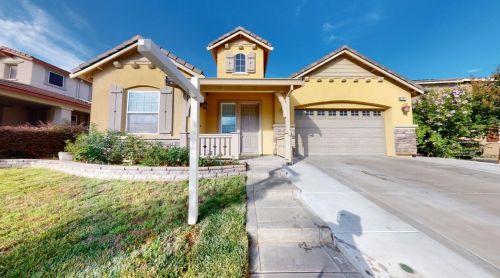 585 Fresian Dr, Valley Home, CA 95361-8295