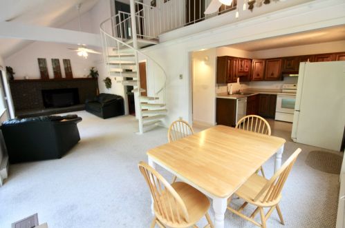 177 Weirs Blvd, Laconia, NH 03246-1611