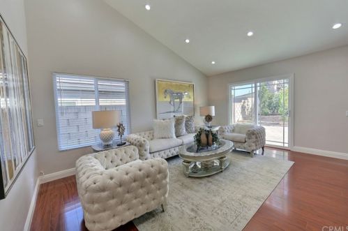 72 Cape Cod, Irvine CA  92620-2711 exterior
