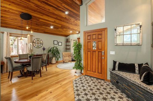 12095 Rainbow Dr, Truckee CA  96161-2732 exterior