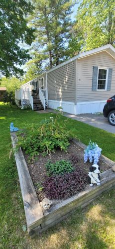 49 Skyline Dr, Concord, NH 03303-4167