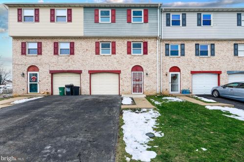 833 Lucilla Ct, Lancaster, PA 17603-5860
