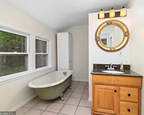 2299 Carver Ave, Saint Paul MN  55119-5915 exterior