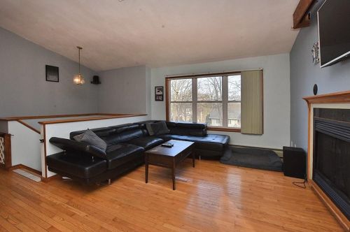 10 Cote Ct, Coventry, RI 02816-5385