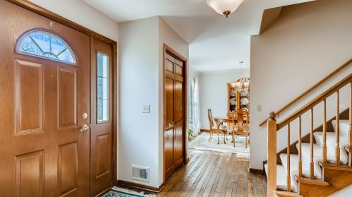 3565 Londonderry Ct, Palatine, IL 60067-4739
