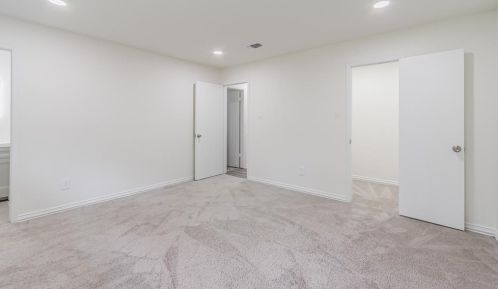 3604 Arnold Dr, Fort Worth TX  76140-2702 exterior