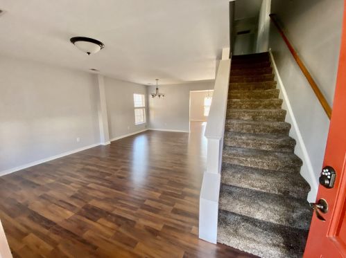 3005 Kinswood Ln, Ladson, SC 29456-3077