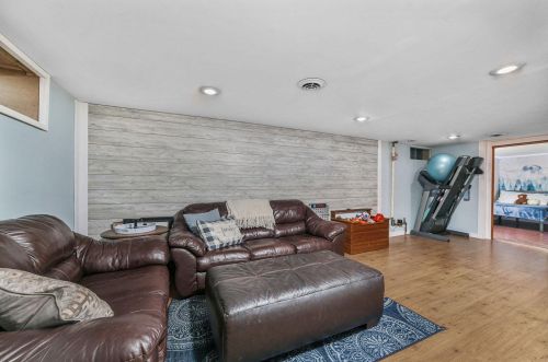 2799 Dellwood Ave, Saint Paul MN  55113-1826 exterior