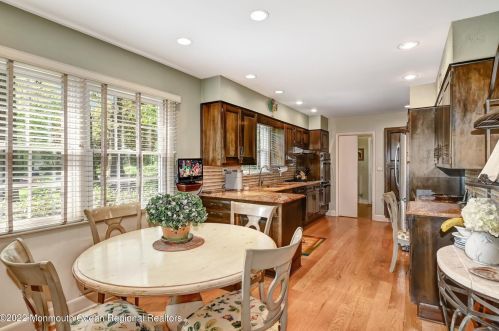 20 Fox Hill Rd, Middletown NJ 07748-2911 exterior