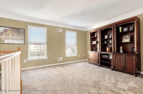19 Carleton Dr, East Freehold NJ  07728-9273 exterior