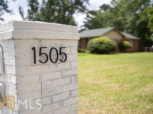 1505 Argonne Dr, Albany, GA 31707-3456