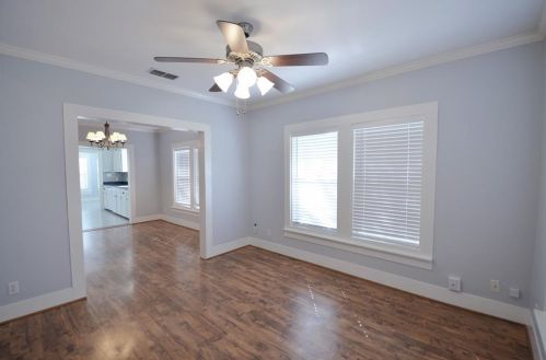 17 Obryant St, Bellvue TX  77418-2255 exterior