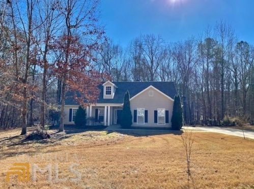 185 Dillion Dr, Hampton, GA 30228-3009