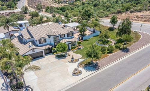 14082 Crystal View Ter, Riverside CA  92508-8705 exterior