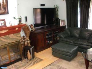 47 Mendrey Ct, Trenton, NJ 08648-2661