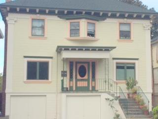 3014 College Ave, Berkeley, CA 94705-2543