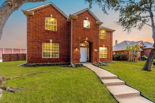 3836 Harrison Dr, Carrollton TX  75010-6322 exterior