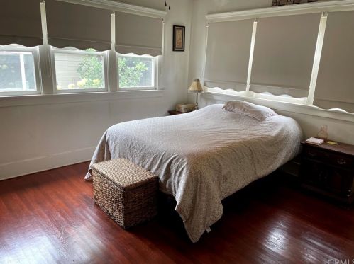 5625 Magnolia Ave, Riverside CA  92506-1822 exterior