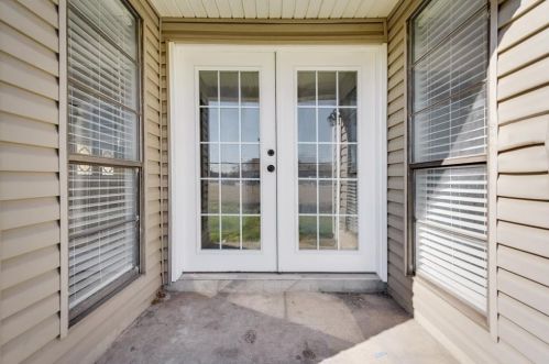 4205 Longstraw Dr, Fort Worth TX  76137-1729 exterior