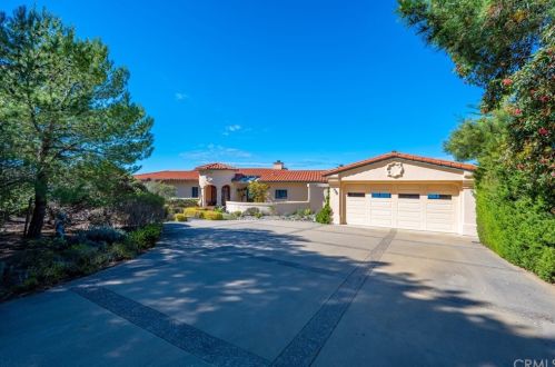 2737 Nokomis Ct, San Luis Obispo, CA 93402-4115