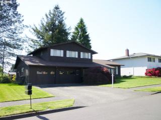 11770 Timberline Dr, Beaverton OR  97008-6301 exterior