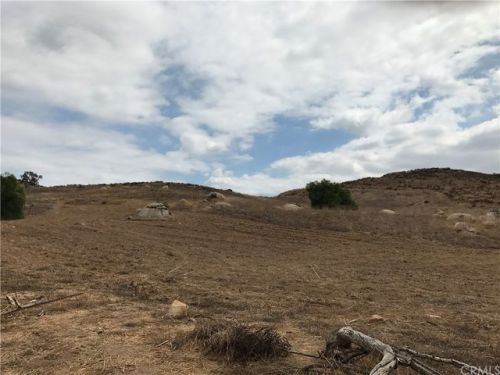 2245 Hillside Ave, Norco, CA 92860-2715