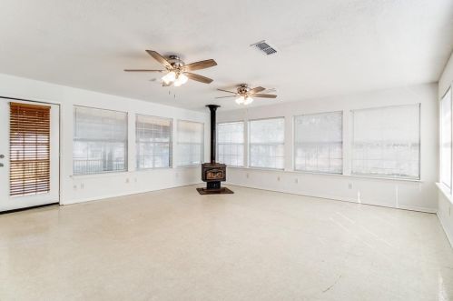 406 Carter St, Whitewright TX 75491-2704 exterior