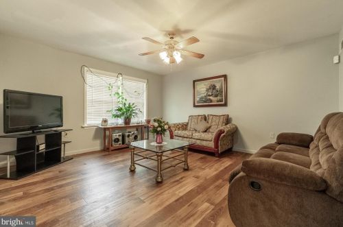 694 Euclid Ave, Lancaster, PA 17603-6839