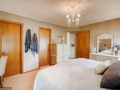 7857 28th St, Saint Paul MN  55128-4803 exterior