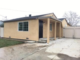 802 Kilbreth Ave, Salinas, CA 93905-1522